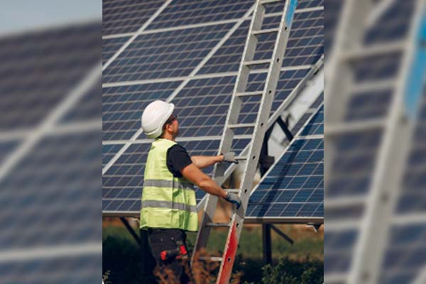 limpieza de panel solar en españa
